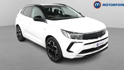 Used Vauxhall Grandland X Ultimate 131 HP (96 kW) 2024 White SUV