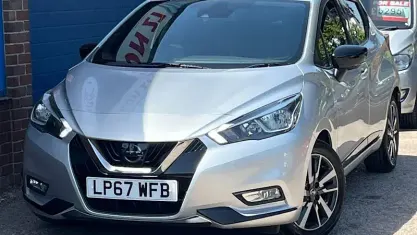 Usado Nissan Micra N-Connecta 90 CV (66 kW) 2018 Plateado Utilitario