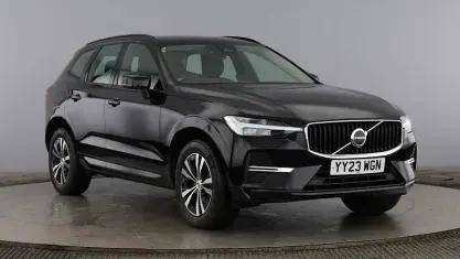 Used Volvo XC60 Core 250 HP (183 kW) 2023 Black SUV