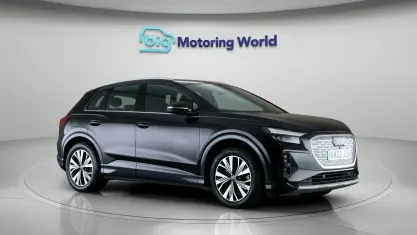 Used Audi Q4 e-tron Sport 125 kW (170 HP) 2022 Black SUV