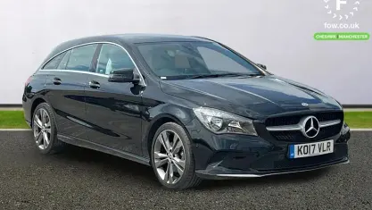 Usado Mercedes CLA220 Shooting Brake 177 CV (130 kW) 2016 Familiar