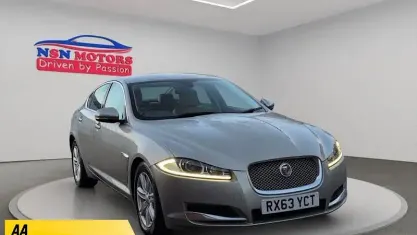Used Jaguar XF Luxury 200 HP (147 kW) 2013 Gold Sedan