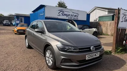 Used VW Polo SE 95 HP (69 kW) 2018 Grey Hatchback