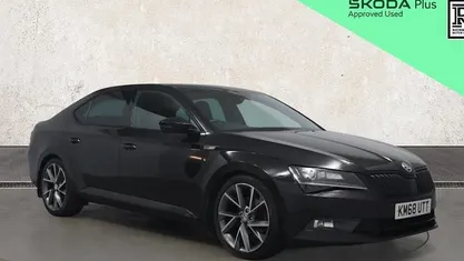 Used 2018 Skoda Superb SportLine Hatchback | £15,952 (Fair price)