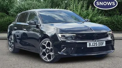 Used Vauxhall Astra Ultimate 131 HP (96 kW) 2025 Hatchback
