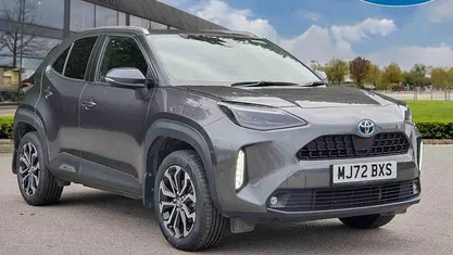 Used Toyota Yaris Hybrid Design 116 HP (85 kW) 2026 Estate