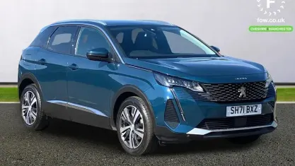 Begagnad Peugeot 3008 Allure Premium 131 HK (96 kW) 2021 Blå SUV