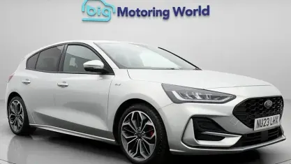 Second-hand Ford Focus ST-Line X 125 CP (91 kW) 2023 Hatchback
