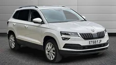 White Used 2019 Skoda Karoq SE SUV | £17,970 (Fair price)