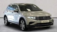 Silver Used 2022 VW Tiguan Elegance SUV | £25,840 (Fair price)