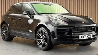 Used Porsche Macan 380 HP (279 kW) 2021 Black SUV