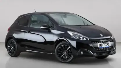 Used Peugeot 208 82 HP (60 kW) 2017 Black Hatchback