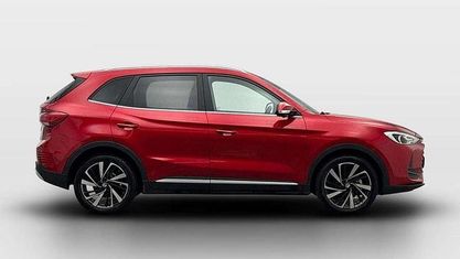 Używany MG ZS Trophy 196 KM (144 kW) 2024 Czerwony SUV