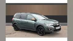 Green Used 2023 Dacia Jogger Extreme MPV | £19,360 (Good price)