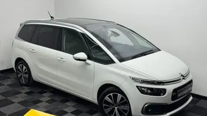 Used Citroën C4 SpaceTourer Flair 120 HP (88 kW) 2017 White MPV
