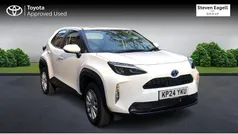 Used 2025 Toyota Yaris Hybrid Estate | £21,311 (Good price)