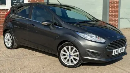 Used Ford Fiesta Titanium 101 HP (74 kW) 2017 Hatchback