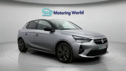Używany Vauxhall Corsa-e Ultimate 100 kW (136 KM) 2023 Szary Hatchback
