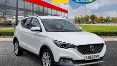 White Used 2018 MG ZS Excite Sedan | £10,626 (Fair price)