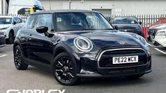 Black Used 2022 Mini Cooper Classic Hatchback | £15,081 (Fair price)