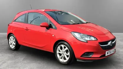 Used Vauxhall Corsa 69 HP (50 kW) 2015 Red Hatchback