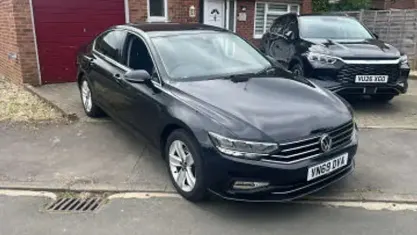 Usado VW Passat SE 150 CV (110 kW) 2020 Negro Berlina