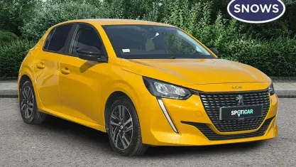 Used Peugeot 208 Active+ 75 HP (55 kW) 2023 Yellow Hatchback