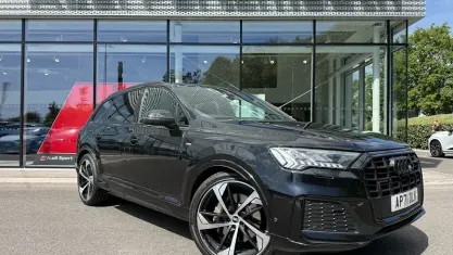 Usado Audi Q7 Black Edition 286 HP (210 kW) 2024 SUV