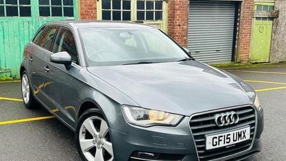 Begagnad Audi A3 Sportback Sport 125 HK (91 kW) 2015 Halvkombi