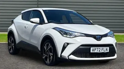 Begagnad Toyota C-HR Design 122 HK (89 kW) 2023 SUV