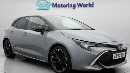 Usado Toyota Corolla Sport 122 HP (89 kW) 2022 Citadino