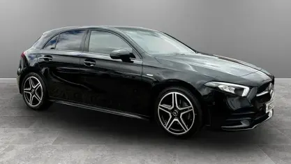 Begagnad Mercedes A180 Executive 136 HK (100 kW) 2022 Halvkombi