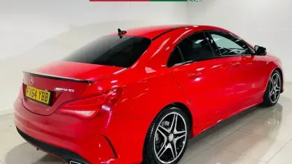 Usado Mercedes CLA220 AMG 177 HP (130 kW) 2014 Vermelho Sedan