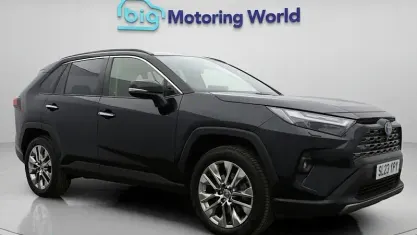 Used Toyota RAV4 Hybrid 218 HP (160 kW) 2023 Black SUV