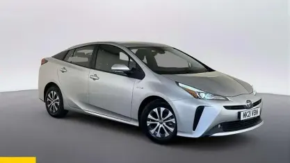 Gebraucht Toyota Prius Business Edition 122 PS (89 kW) 2021 Silber Kleinwagen