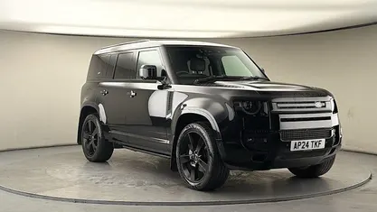 Used Land Rover Defender HSE Dynamic 300 HP (220 kW) 2024 Santorini black SUV