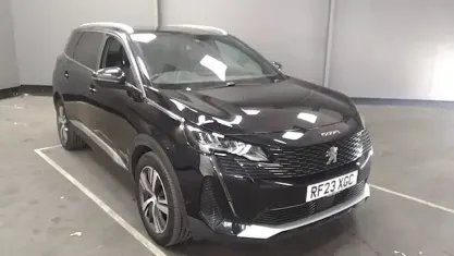 Used Peugeot 5008 Allure+ 131 HP (96 kW) 2023 SUV