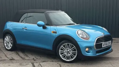 Begagnad Mini Cooper Cabriolet 136 HK (100 kW) 2017 Cab