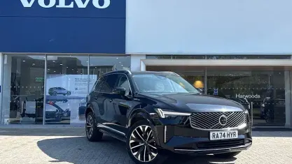 Begagnad Volvo XC90 Ultra 250 HK (183 kW) 2025 SUV