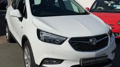 Used Vauxhall Mokka Design Edition 140 HP (102 kW) 2019 White SUV