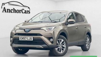 Second-hand Toyota RAV4 Business Edition 197 CP (144 kW) 2017 Bej SUV
