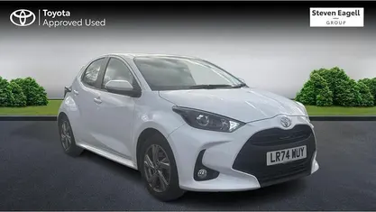 Used 2025 Toyota Yaris Hybrid Hatchback | £19,440 (Fair price)