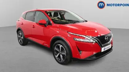 Used Nissan Qashqai N-Connecta 190 HP (139 kW) 2023 Red SUV
