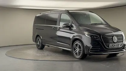 Used Mercedes V220 Premium 163 HP (119 kW) 2024 MPV