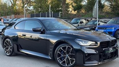 Begagnad BMW M2 Comfort Edition 460 HK (338 kW) 2023 Svart Sportkupé