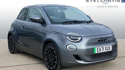 Used Fiat 500e La Prima 86 kW (118 HP) 2026 Hatchback