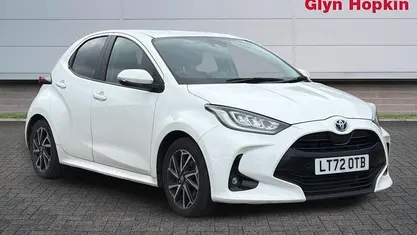 Used Toyota Yaris Hybrid Design 116 HP (85 kW) 2026 Hatchback