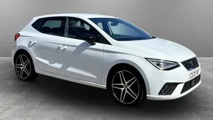 Used Seat Ibiza FR 95 HP (69 kW) 2022 White Hatchback