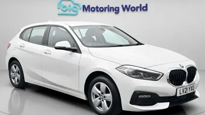 Used BMW 118 136 HP (100 kW) 2021 White Hatchback