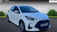 Used 2025 Toyota Yaris Hybrid Hatchback | £17,751 (Good price)